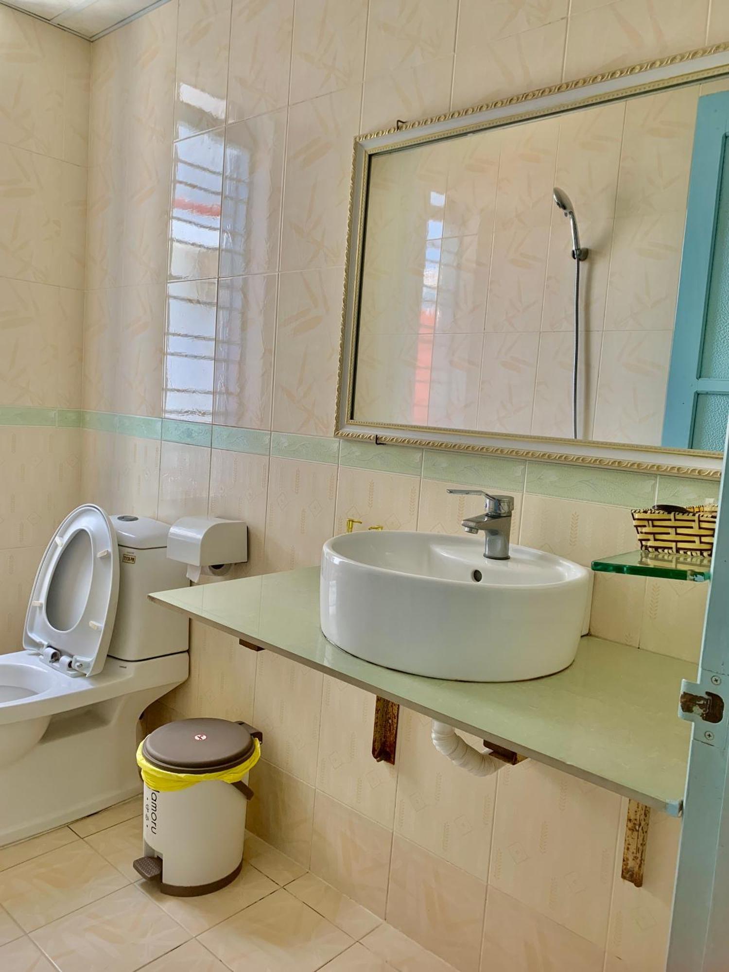 Areca Homestay Хойан Экстерьер фото